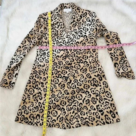 Wow! St. John Collection jaguar print wool jacket cardigan MADE USA 6 8 M animal - Picture 6 of 7